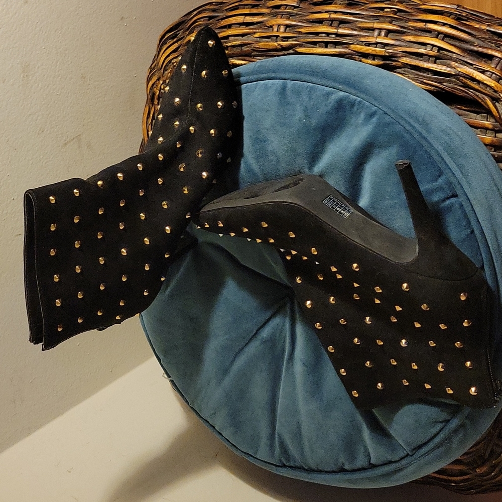 High heels - Picture 3 of 3